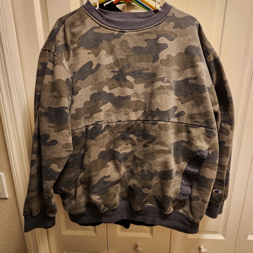 Champion XL crew neck
